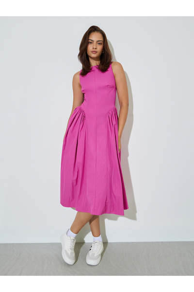Styli Pink Sleeveless Midi Dress with Side Pleats