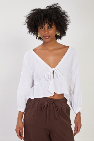 BARRELS AND OIL Women's sleeve embroidery detailed front tie blouse - white