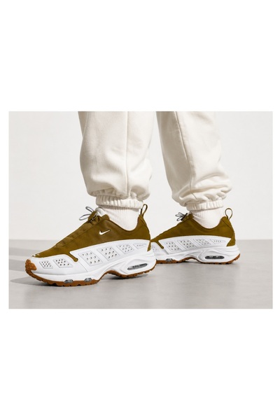 Nike Spreads “Olive Flak” On The Air Max Sunder