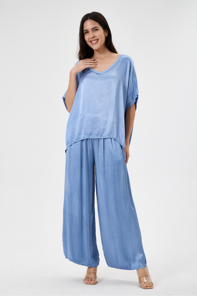 della moor Women's Blue Italian V Taka Short Sleeve 2-Piece Loose Viscose Sat...