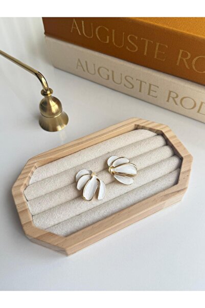 AURA ATELİER MODA Mineli White Leaf Flower Shaped Nail Earrings Women's Gift