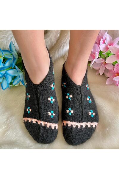 Beykan handmade BOOTIES 5 PIECES HAND KNITTED BOX DOWERY