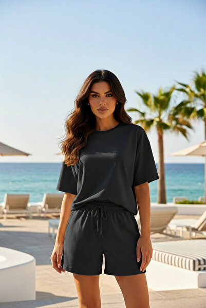 Runades Tricou cu mânecă scurtă și pantaloni scurți pentru femei, set din dou...