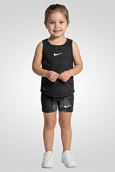 Nike طقم بنات صغيرات مكون من قطعتين: بلوزة بدون أكمام بشعار العلامة التجارية ...