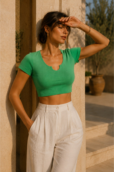 KİM Kİ O Short Sleeve Ribbed Crop Women's Blouse with U-Neck and Ruffle Detail