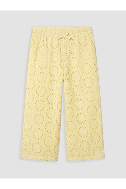 LC Waikiki Esvab • Modern & Distinctive Girls' Brode Capri with Waist Cord