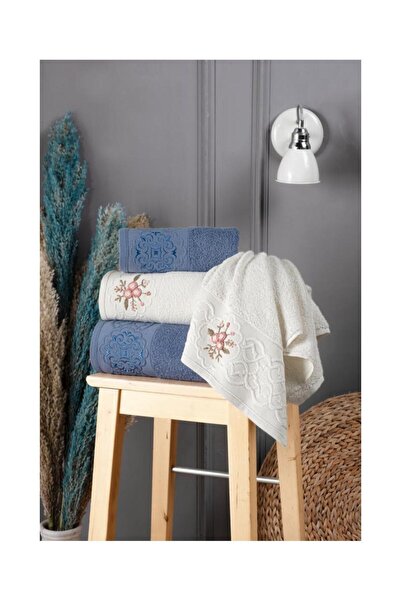 Fiesta Tekstil Handmade Embroidered 4-Piece Bath Hammam Set