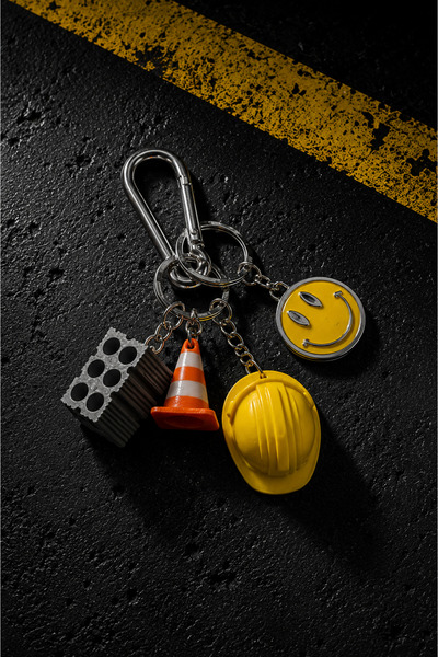 Pocket People İnşaat Temalı Anahtarlık Seti – Baret, Trafik Konisi, Beton Blo...