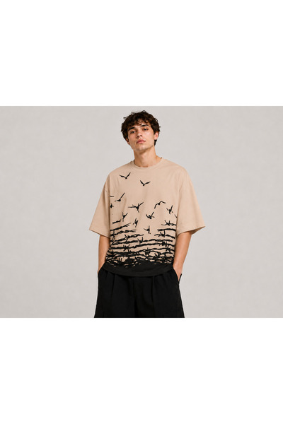 Nulivez Palestinian Themed Birds and Barbed Wire Printed Oversized Unisex T-S...