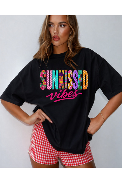 Sunkissed Vibes Oversize Kadın Tişört Yazlık Tatil Tişörtü
