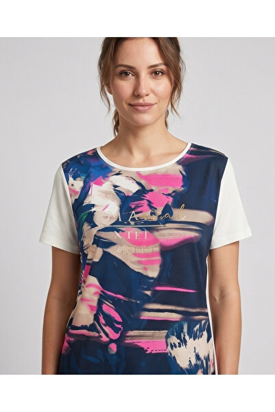 gökçesu Women's Relaxed Cut T-shirt