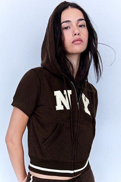 Bershka Kısa kollu kapüşonlu fermuarlı sweatshirt