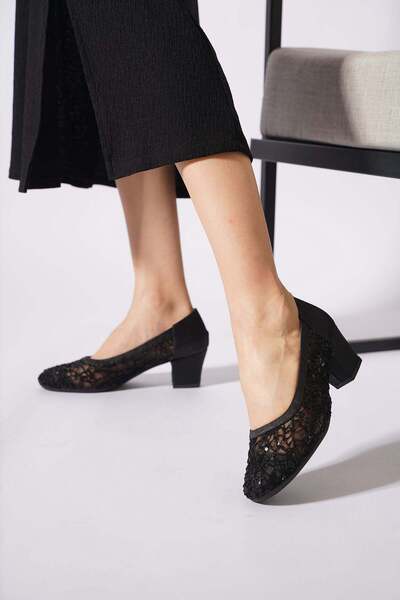 Moda Pie Sernat Lace Detailed Women's Classic Heeled Shoes Black Satin