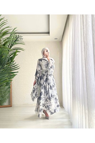 BELLASTORE فستان رمادي منقوش بطبعة الباتيك متعدد الطبقات