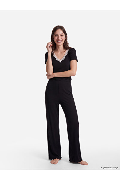 LC Waikiki Peak New Season V-Neck Lace Detailed Women's Pajama Set