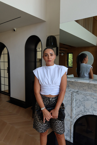Özge Özgenç Sleeveless Gathered Blouse