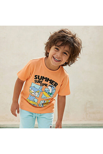 Juniors Crew Neck Short Sleeves T-shirt with Shark Print