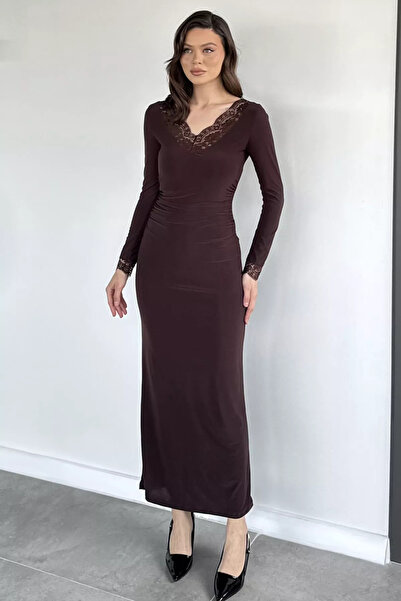 Aryena Brown Women's V-Neck Lace Detailed Lycra Gathered Dress