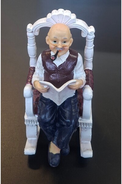 LUCIDIUSDECOR Figurină decorativă din rășină „Bunicul cititor în fotoliu” – 1...