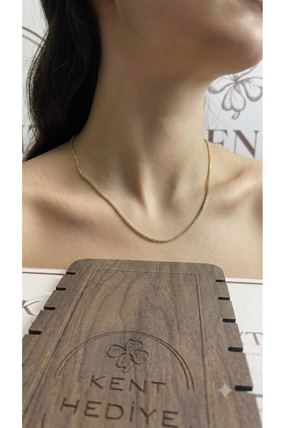 Bymiel Gold Renk İnce Zirkon Taşlı Su Yolu Kadın Kolye