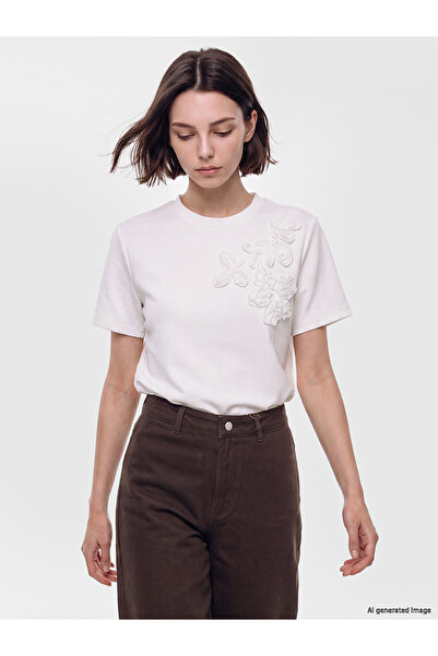 LC Waikiki Trendlucky Embroidered Soft Touch Women's T-Shirt with a Difference