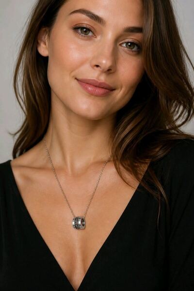 Monalisa Home Luxury Figured Adjustable Necklace
