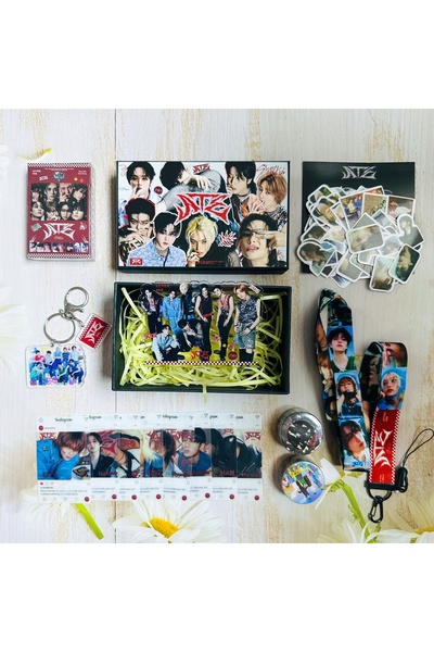 NO BRAND Set cadou album Kpop Stray Kids cu autocolant și breloc