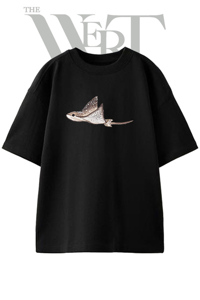 THEWERT Μπλουζάκι με σχέδιο Spotted Ray, εμπριμέ, unisex, μαύρο, oversized