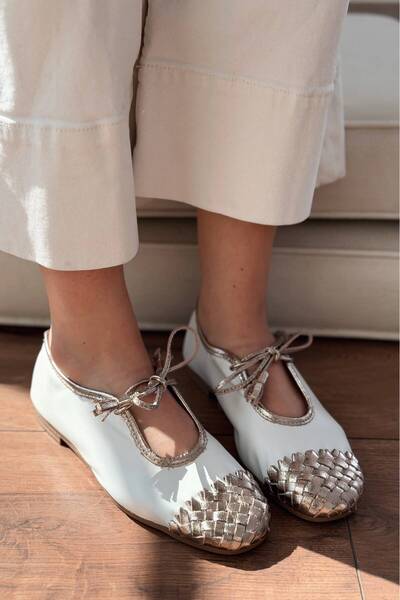 I Love Shoes Talorin Genuine Leather Metallic Bronze Women's Lace-Up Ballerinas