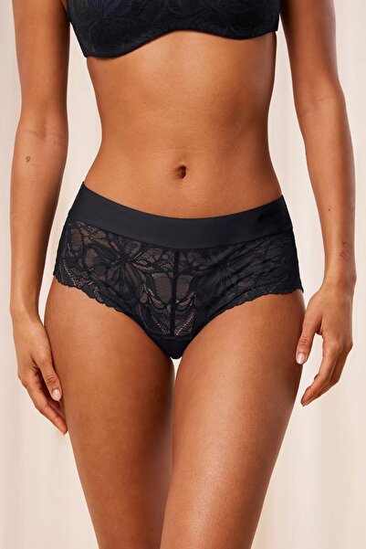 Triumph Body Machiaj Iluzie Dantelă Shorty 38