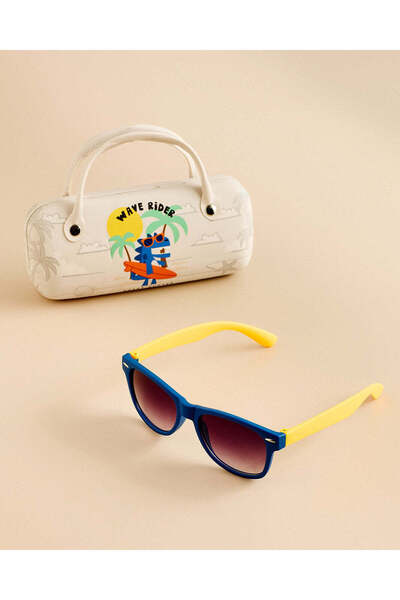 REDTAG Boys White And Blue Wayfarer Sunglasses With Case