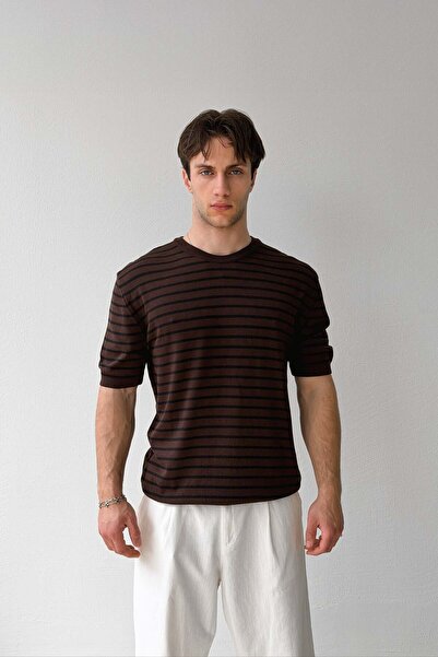 Flaw Wear تي شيرت تريكو مخطط