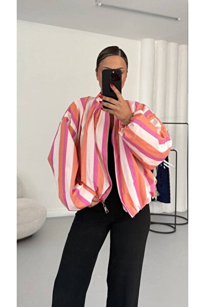 path-y homewear&sportwear Kadın Çizgili Balon Kol Fermuarlı Salaş Ceket Viral...