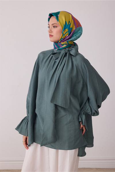 Belli Eșarfă din mătase twill 100% cu model Mint Obje 4409-33
