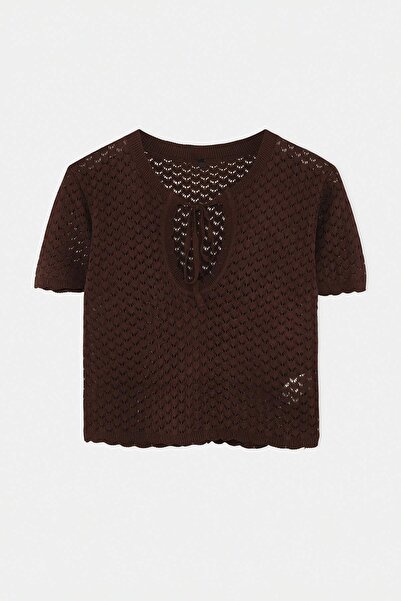Trendyol Collection Brown Cut Out/Window Detailed Crop Knitwear Blouse Twoss2...