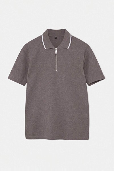 Trendyolmilla Man Vizon Düşük Omuz Regular Fit Yaka Çizgi Detaylı Dokulu Kısa Kol Polo Yaka T-shirt TMNSS26PO00015