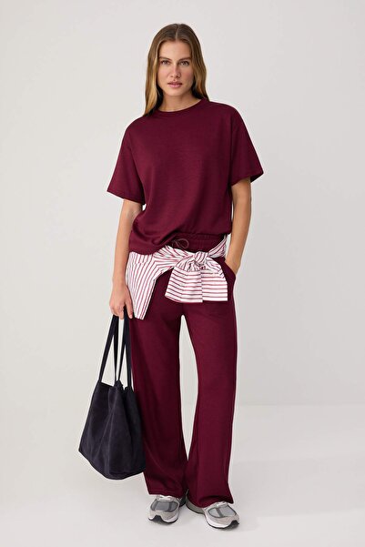 Trendyol Collection Mürdüm Short Sleeve Crew Neck Relaxed/Casual Fit Flexible...