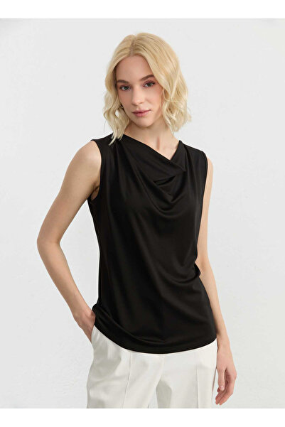 Selen Siyah Kadın Bluz 26YSL8463