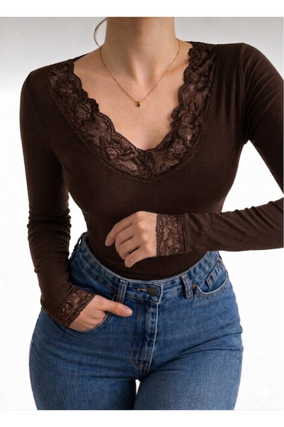 Lufthimm New Model Women's V-Neck Blouse with Lace on Sleeves and Collar