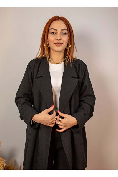 Çiğdem Sonkur Butik Düğme Detaylı Siyah Keten Ceket