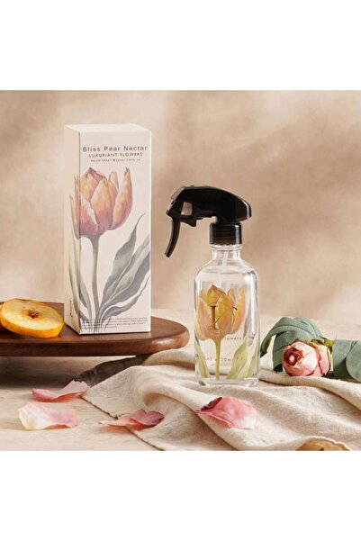 PAN HOME بخاخ معطر للغرفة برائحة الكمثرى من بليس 220 مل - أصفر