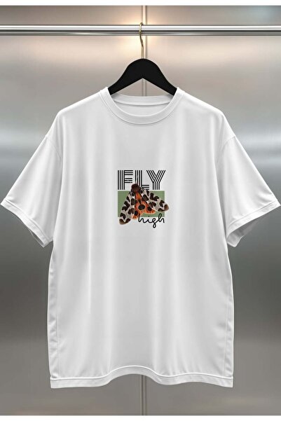 buzagi تي شيرت أبيض كبير الحجم بطباعة رقمية من Fly High للجنسين