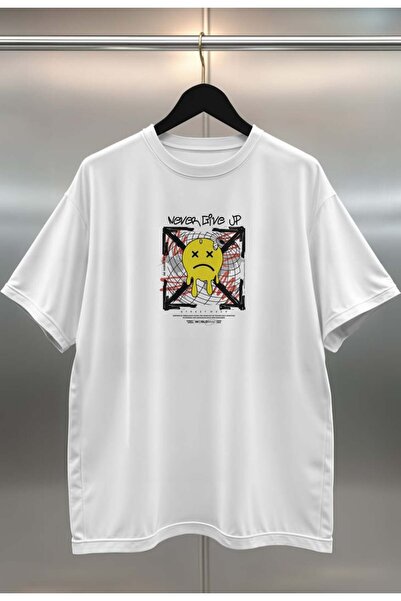 buzagi tasarım ürünleri Never Give up Digital Print Oversize White Unisex T-S...