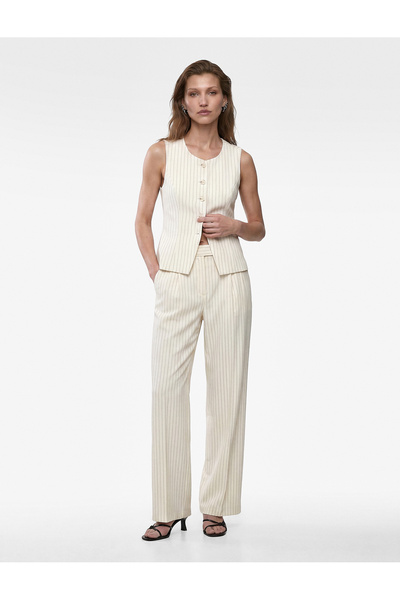 Koton Slim Fit Bisiklet Yaka Çizgili Yelek