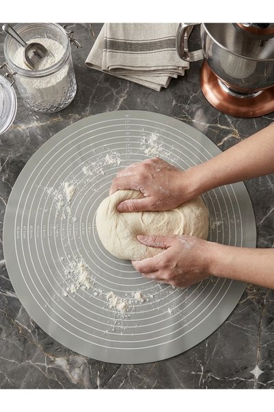 Enfa Home Dough Mat Oval Silicone Dough Rolling Mat 50 cm Non-Stick Heat Resistant Easy to Clean with Scale