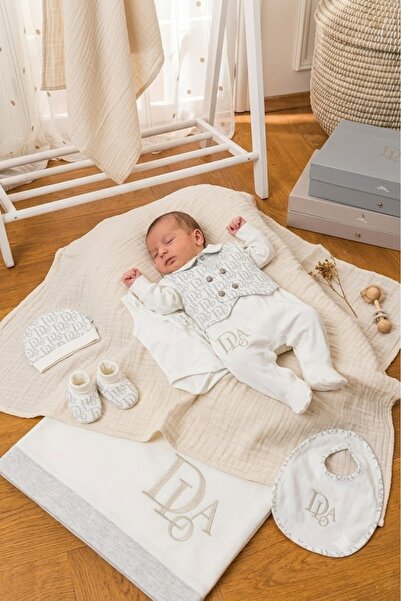 Babydola erkek bebek hastane çıkışı özel tasarım 10 parça battaniye içi dolgu...