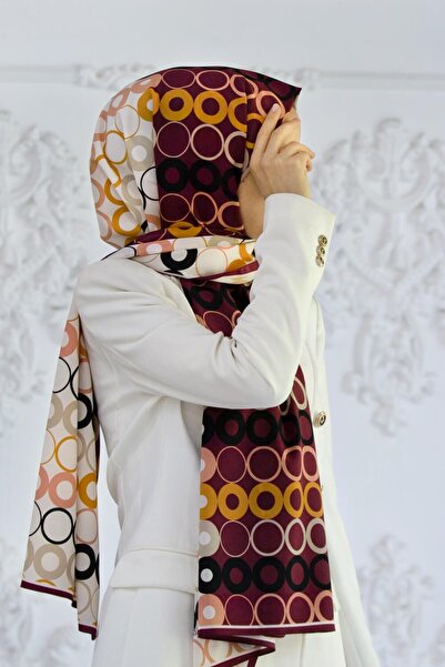 Vissona KREP GEOMETRİK DESENLİ MÜRDÜM RENKLİ 75X195 KIRIŞMAZ ŞAL