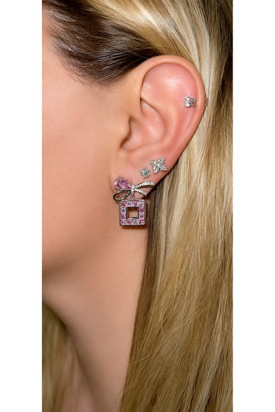 Store Diva Charm Silver Needle with Pink Stones and Bow Detail