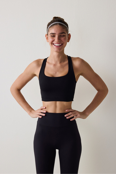 Penti Black Medium Support Join Sports Bra