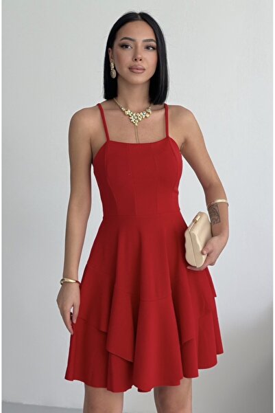 ALFUDO Moda Collection Večerní šaty s tenkými ramínky a detailem skládání suk...